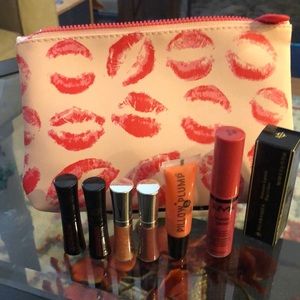 Lip Makeup Mashup Bag